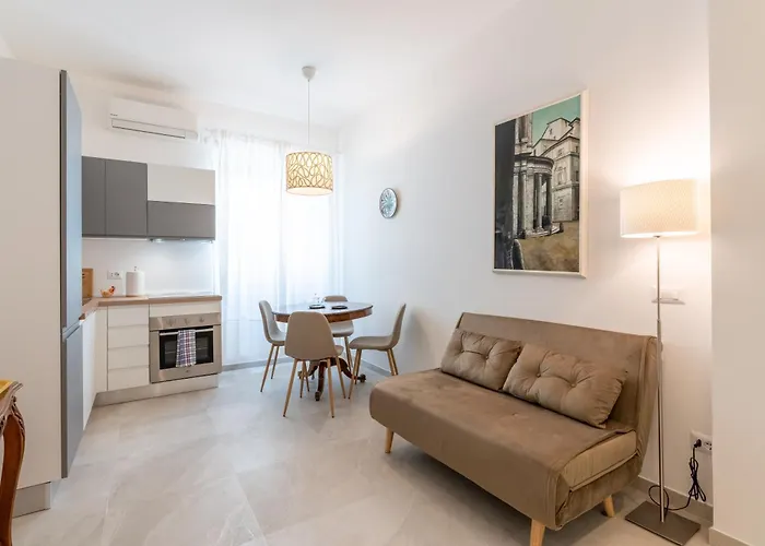 Apartment Luxury - Colosseo 10 Min Rom