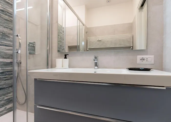 Luxury - Colosseo 10 Min Apartment Rom